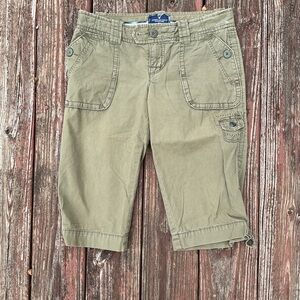 American Eagle Outfitters Cargo Capris